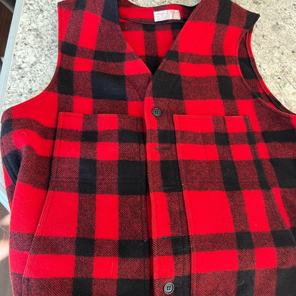 Filson Vintage Red and Black Checkered Wool Vest men’s XL